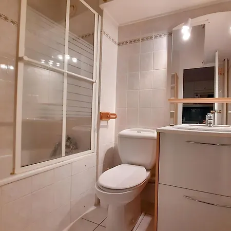 Confortable Au Pied Des Pistes, Balcon Sud-ouest, Centre Des Menuires, 3 Pers - Fr-1-452-284 Apartment Saint-Martin-de-Belleville