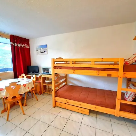 Apartment Confortable Au Pied Des Pistes, Balcon Sud-ouest, Centre Des Menuires, 3 Pers - Fr-1-452-284